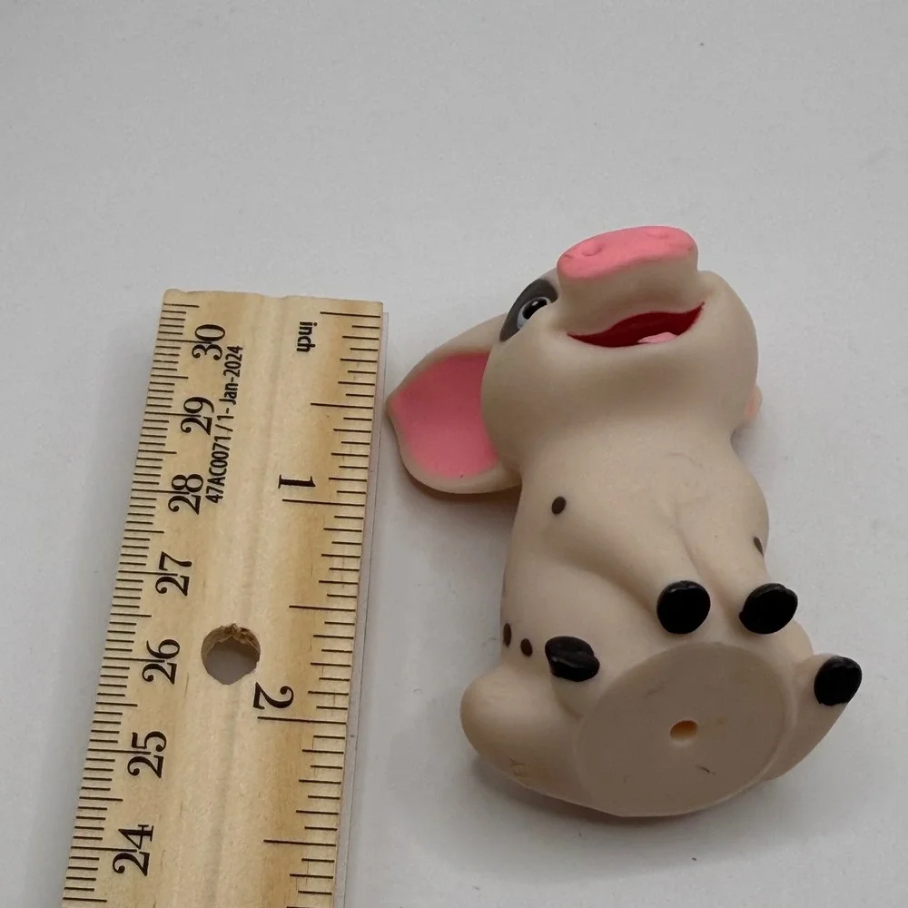 Disney Moana Pua Pig Mini Figure 2 Inch Vinyl Toy Collectible Sitting Spotty Pig